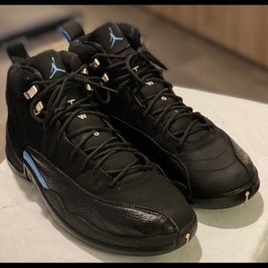 Jordan 12 Nubuck (2004 release).